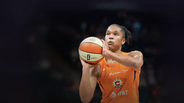 Alyssa Thomas