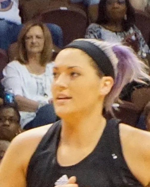 Stefanie Dolson