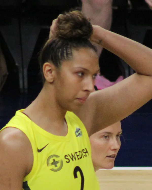Mercedes Russell