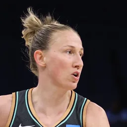 Courtney Vandersloot
